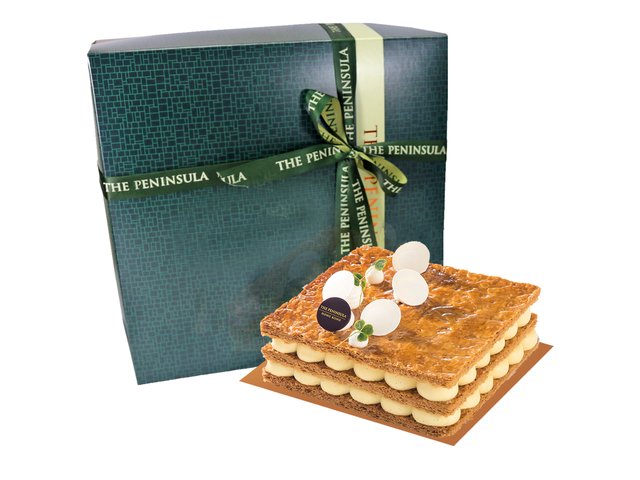 Fresh Cake order - HK Peninsula Hotel - Vanilla Mille-Feuille - L0130024 Photo