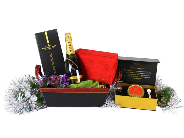 Wine n Food Hamper - Christmas Luxury Permium Wine And Food Gift Hamper V - L19347 Photo